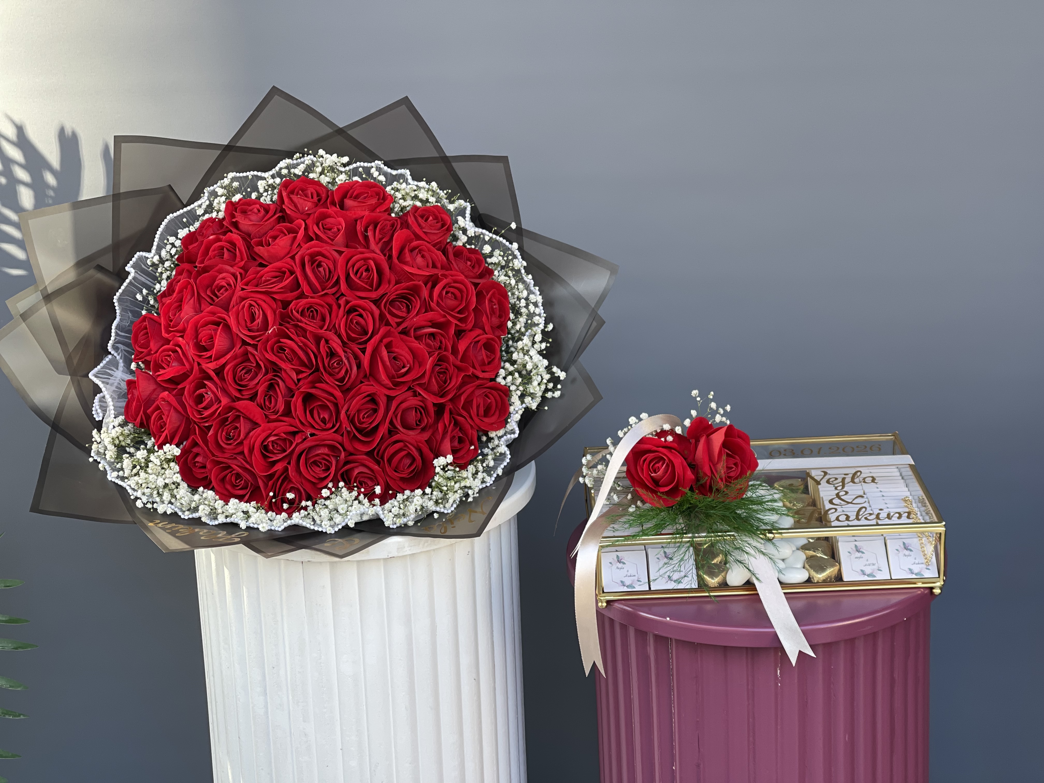 41 Yapay Güllü İsteme Buketi ve Çikolata
